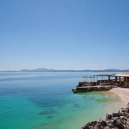 Elena * Nisaki (Corfu)